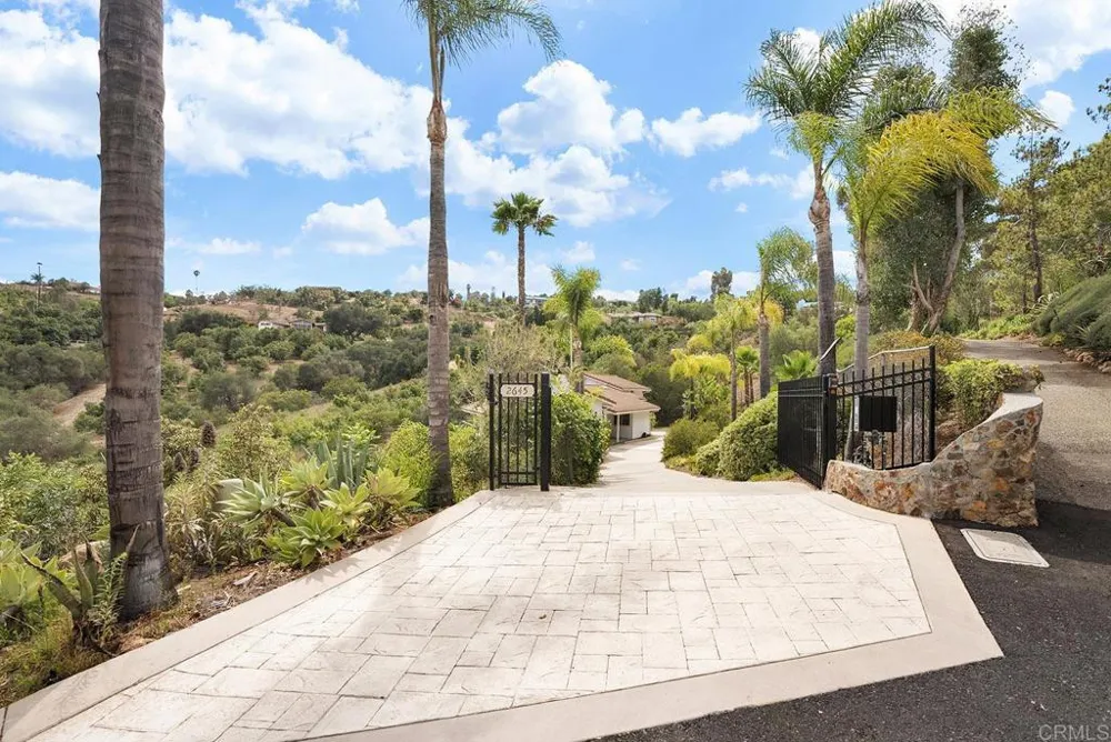 2645 Daisy Ln Fallbrook, CA 92028