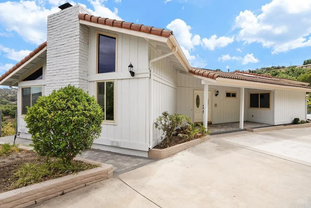 2645 Daisy Ln Fallbrook, CA 92028