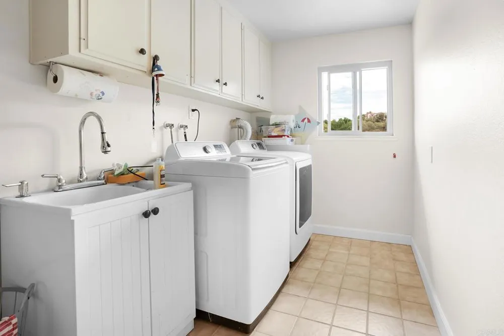 2645 Daisy Ln Fallbrook, CA 92028