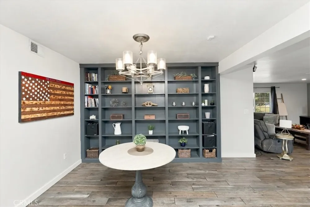 387 E Citron Street Corona, CA 92879