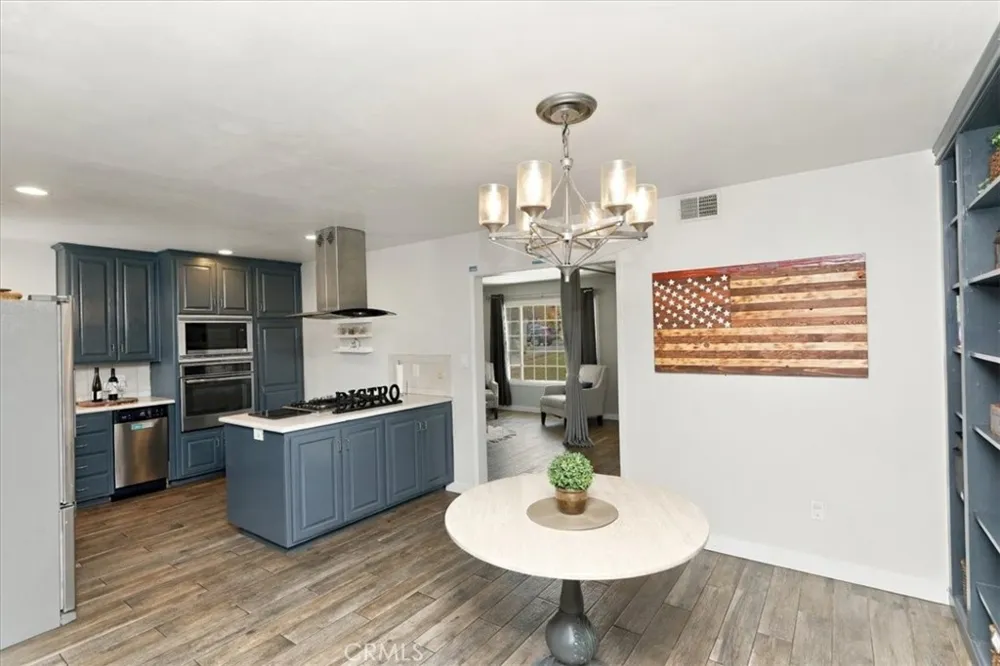 387 E Citron Street Corona, CA 92879