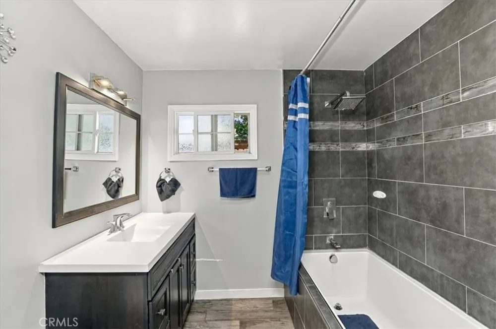 387 E Citron Street Corona, CA 92879