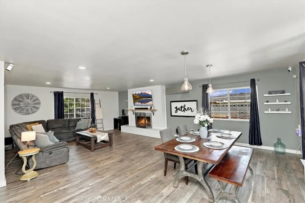 387 E Citron Street Corona, CA 92879