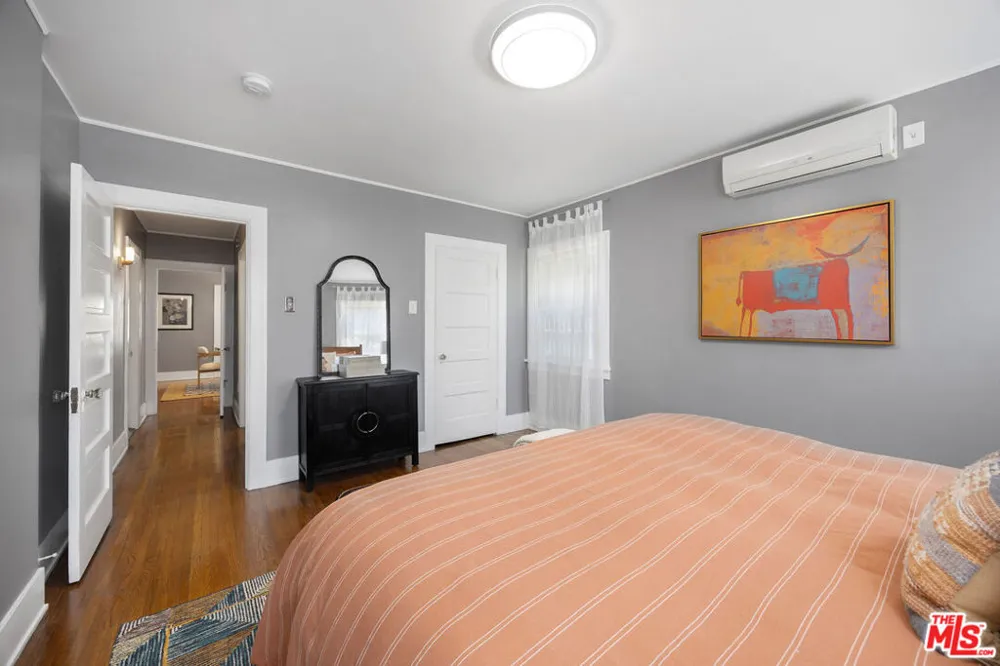 1532 4th Avenue Los Angeles, CA 90019