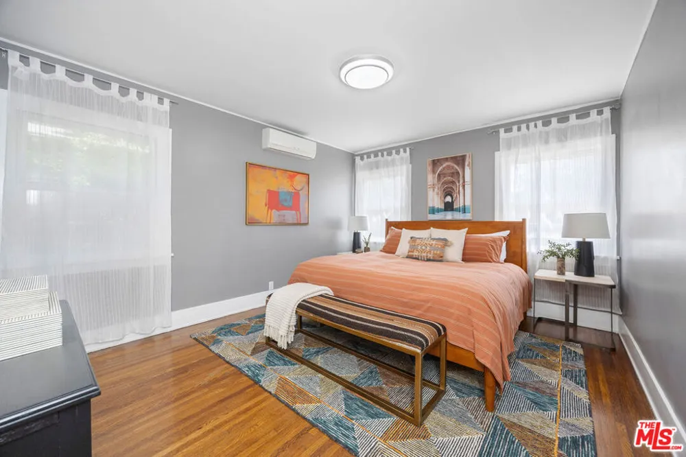 1532 4th Avenue Los Angeles, CA 90019