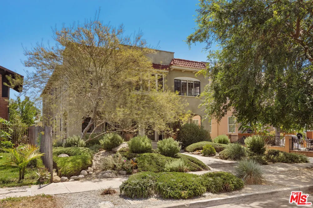 1532 4th Avenue Los Angeles, CA 90019