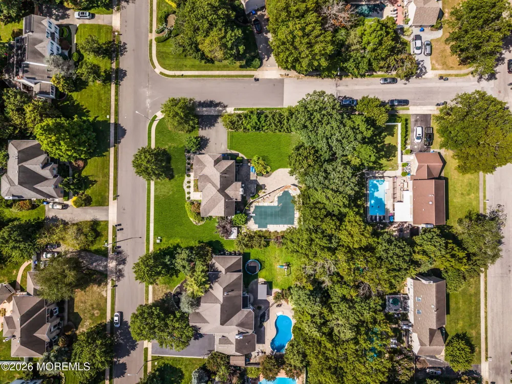 1232 Steeplechase Court Toms River, NJ 08755