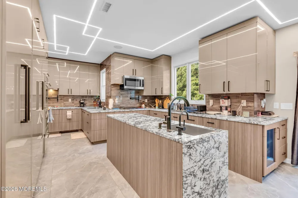 1232 Steeplechase Court Toms River, NJ 08755