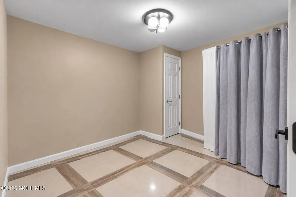 1232 Steeplechase Court Toms River, NJ 08755
