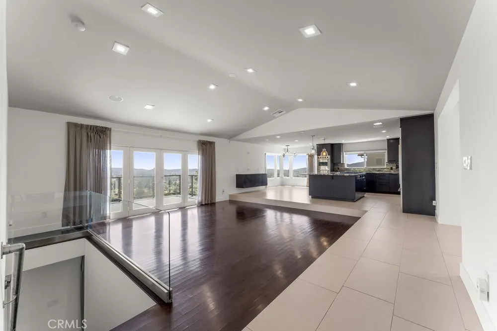 900 Cavanagh Road Glendale, CA 91207