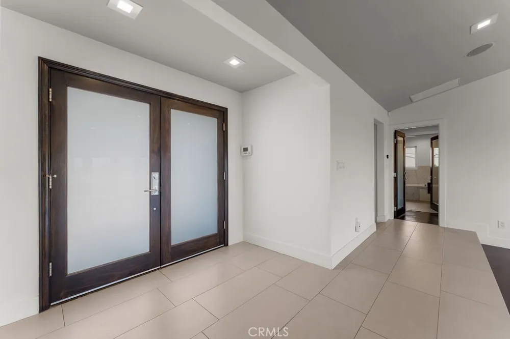 900 Cavanagh Road Glendale, CA 91207