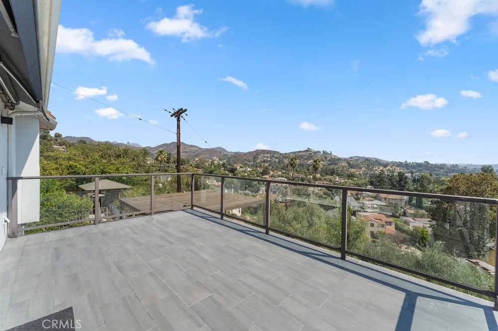900 Cavanagh Road Glendale, CA 91207