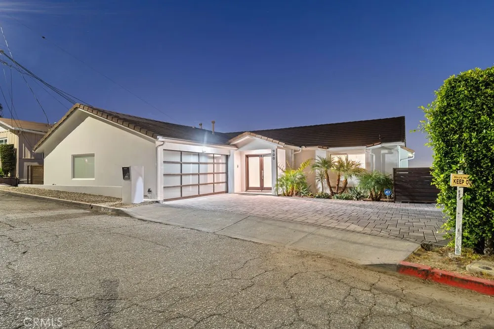 900 Cavanagh Road Glendale, CA 91207