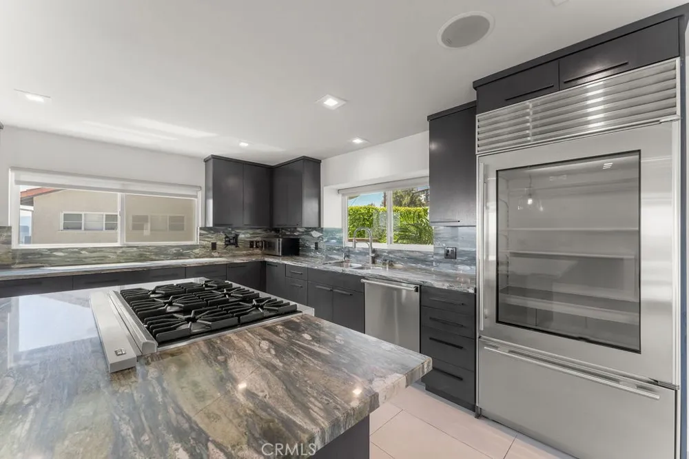900 Cavanagh Road Glendale, CA 91207