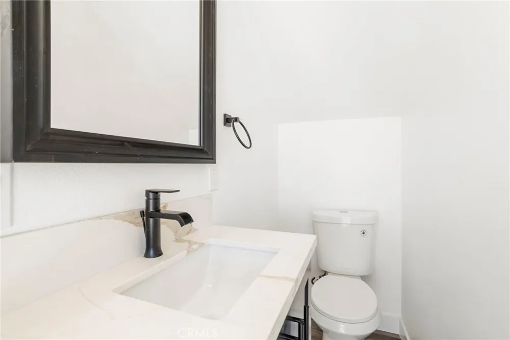 3460 Stonehill Avenue Joshua Tree, CA 92252
