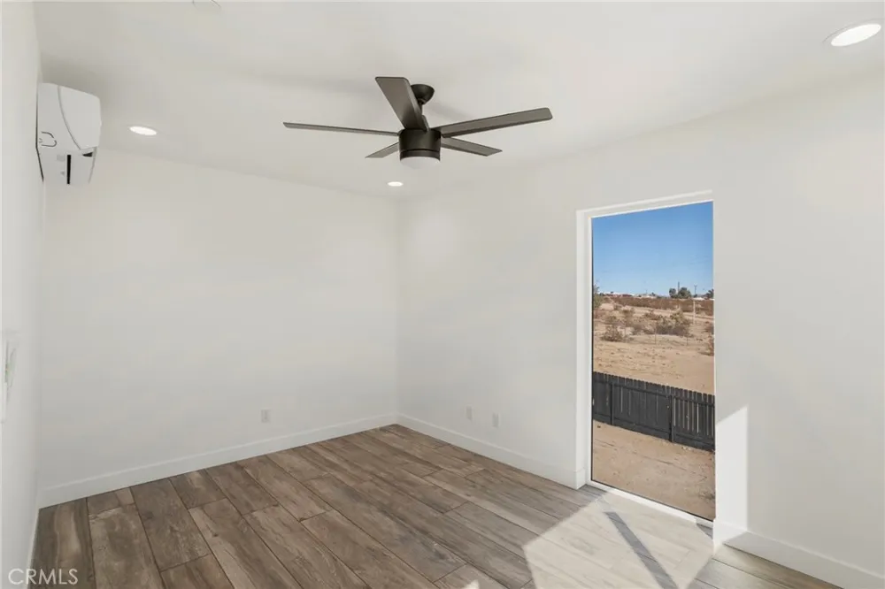 3460 Stonehill Avenue Joshua Tree, CA 92252