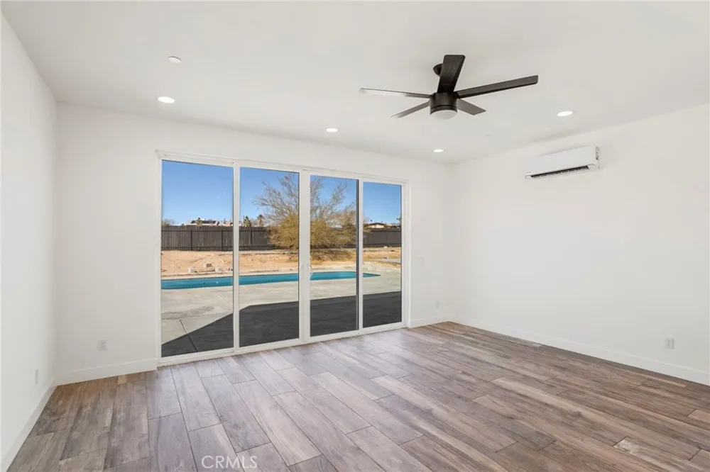 3460 Stonehill Avenue Joshua Tree, CA 92252