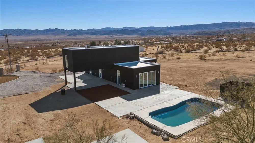 3460 Stonehill Avenue Joshua Tree, CA 92252