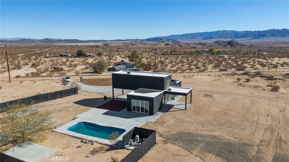 3460 Stonehill Avenue Joshua Tree, CA 92252