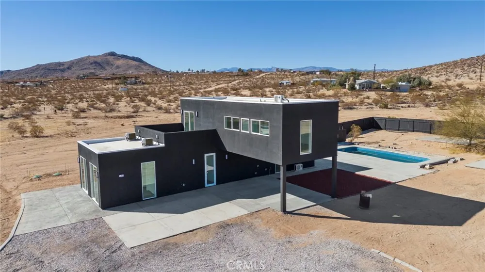 3460 Stonehill Avenue Joshua Tree, CA 92252
