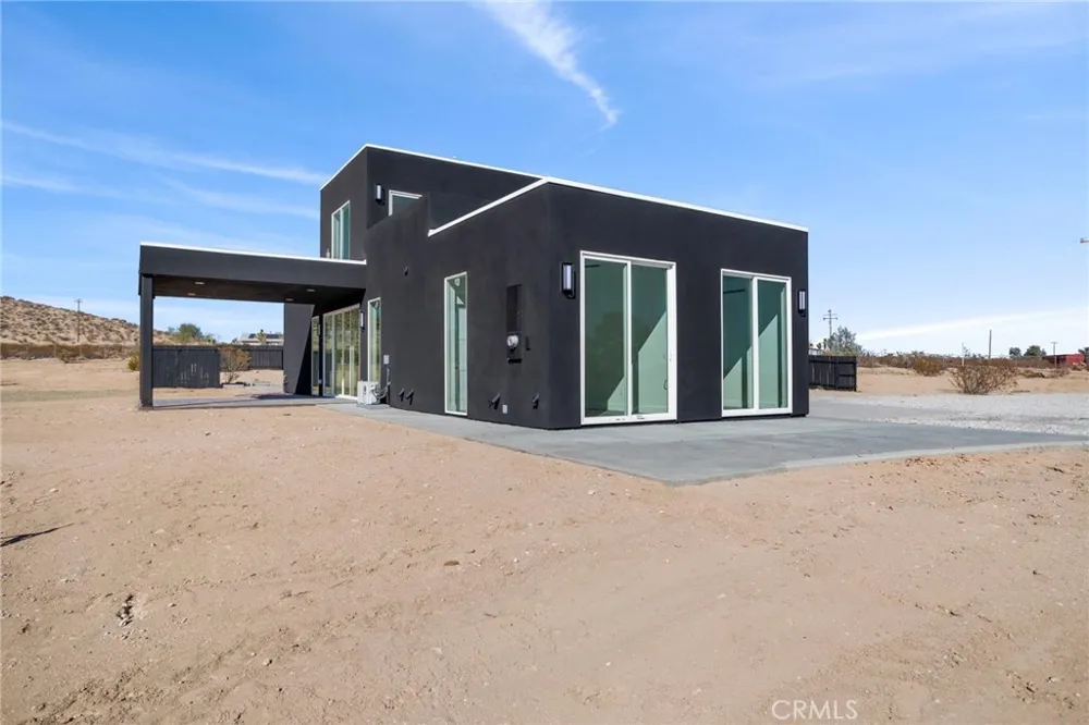 3460 Stonehill Avenue Joshua Tree, CA 92252