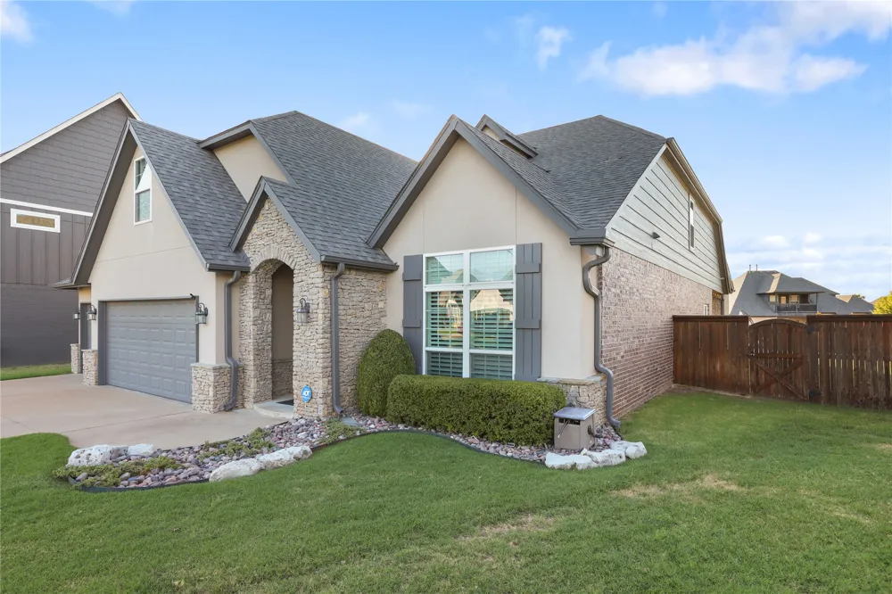 229 W 128th Place S Jenks, OK 74037