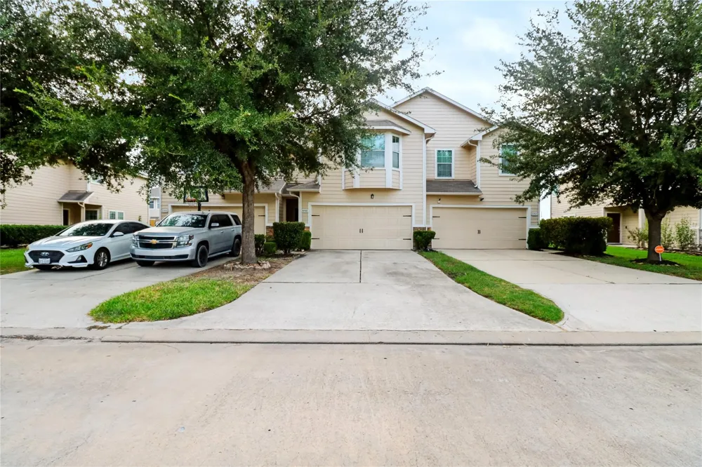 11521 Champions Green Drive Houston, TX 77066