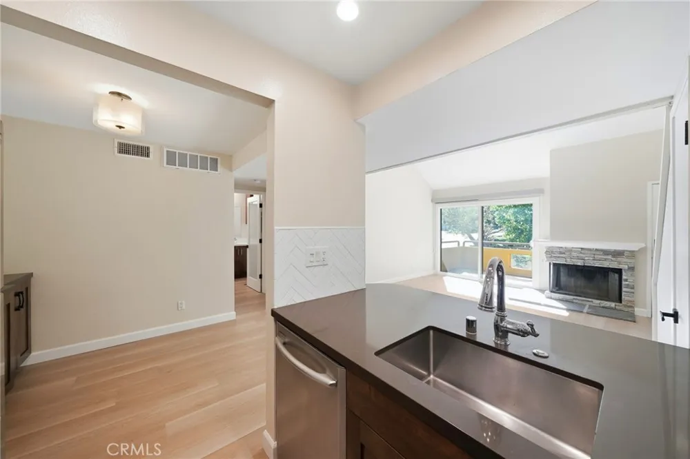 25712 Le Parc #46 Lake Forest, CA 92630