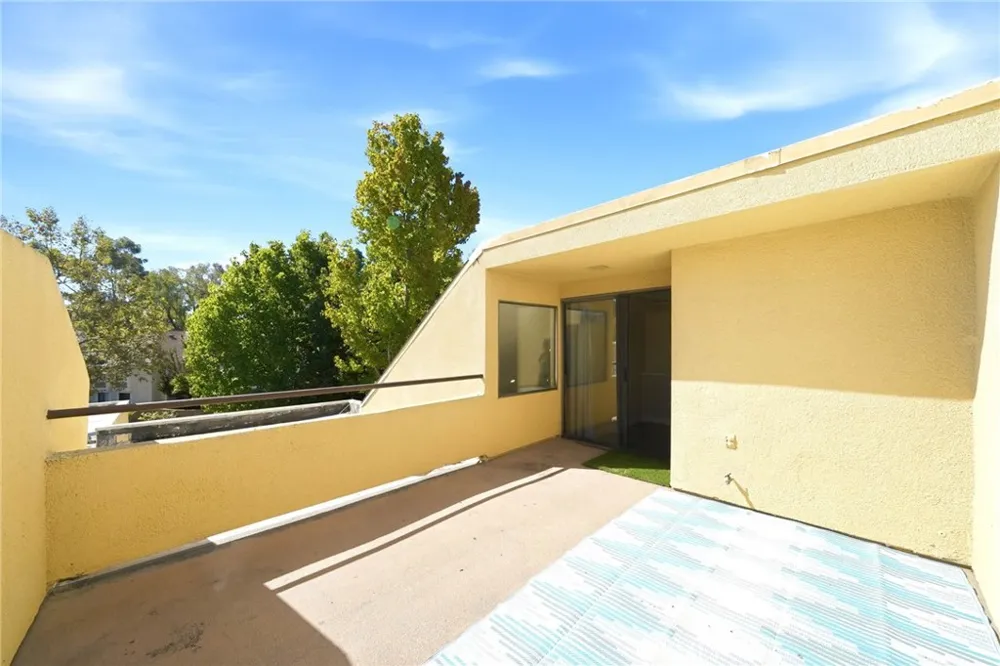 25712 Le Parc #46 Lake Forest, CA 92630