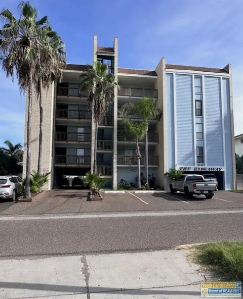 114 E Tarpon Street #201