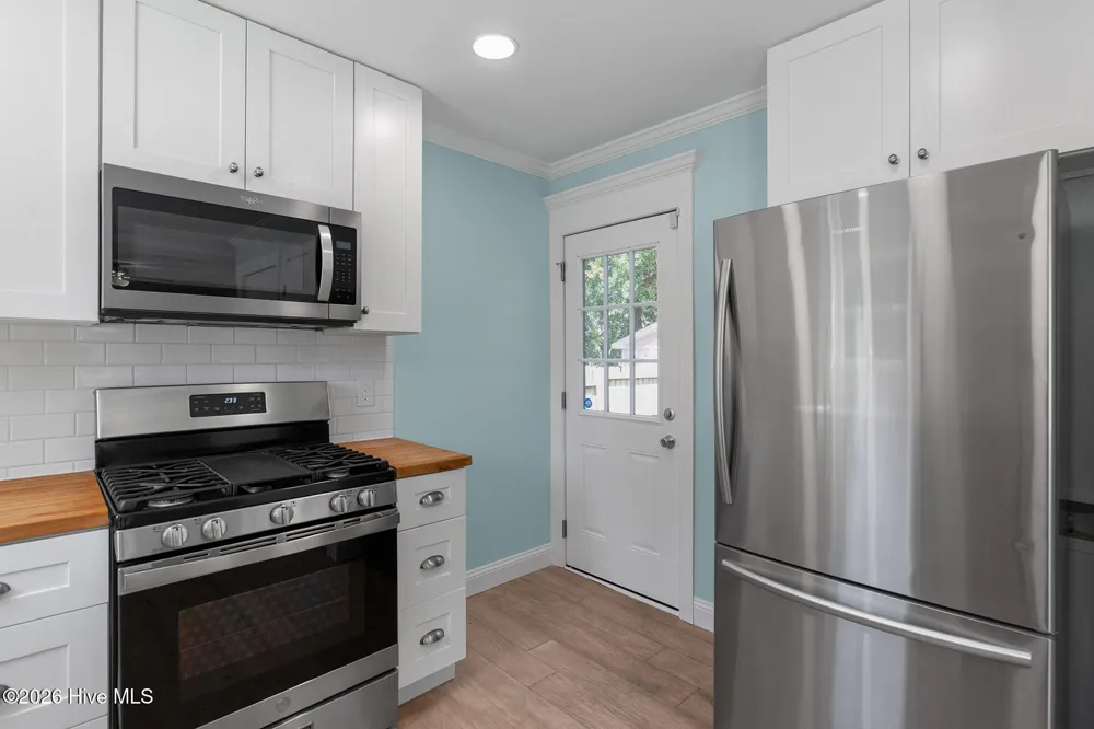 2017 Burnett Boulevard Wilmington, NC 28401