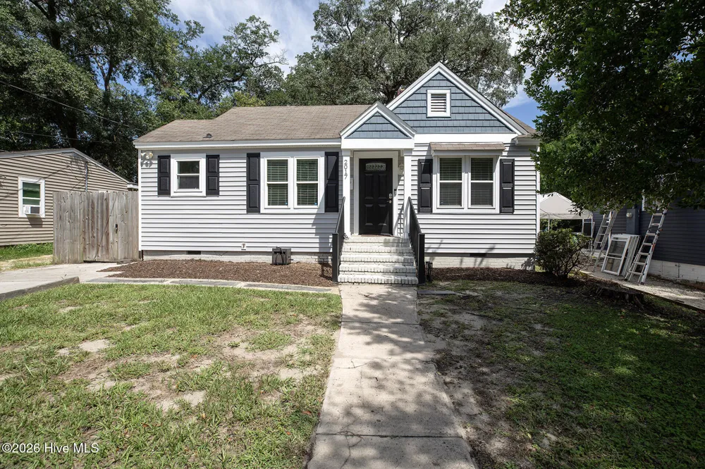 2017 Burnett Boulevard Wilmington, NC 28401