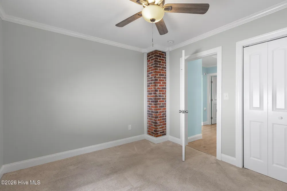 2017 Burnett Boulevard Wilmington, NC 28401