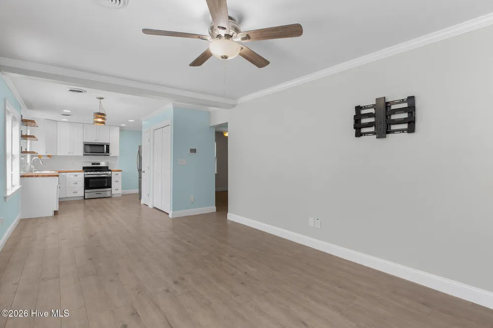 2017 Burnett Boulevard Wilmington, NC 28401