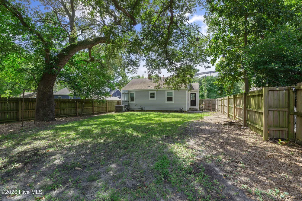 2017 Burnett Boulevard Wilmington, NC 28401