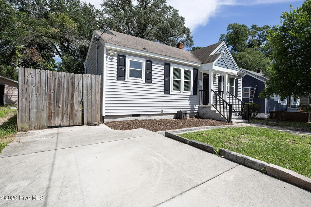 2017 Burnett Boulevard Wilmington, NC 28401