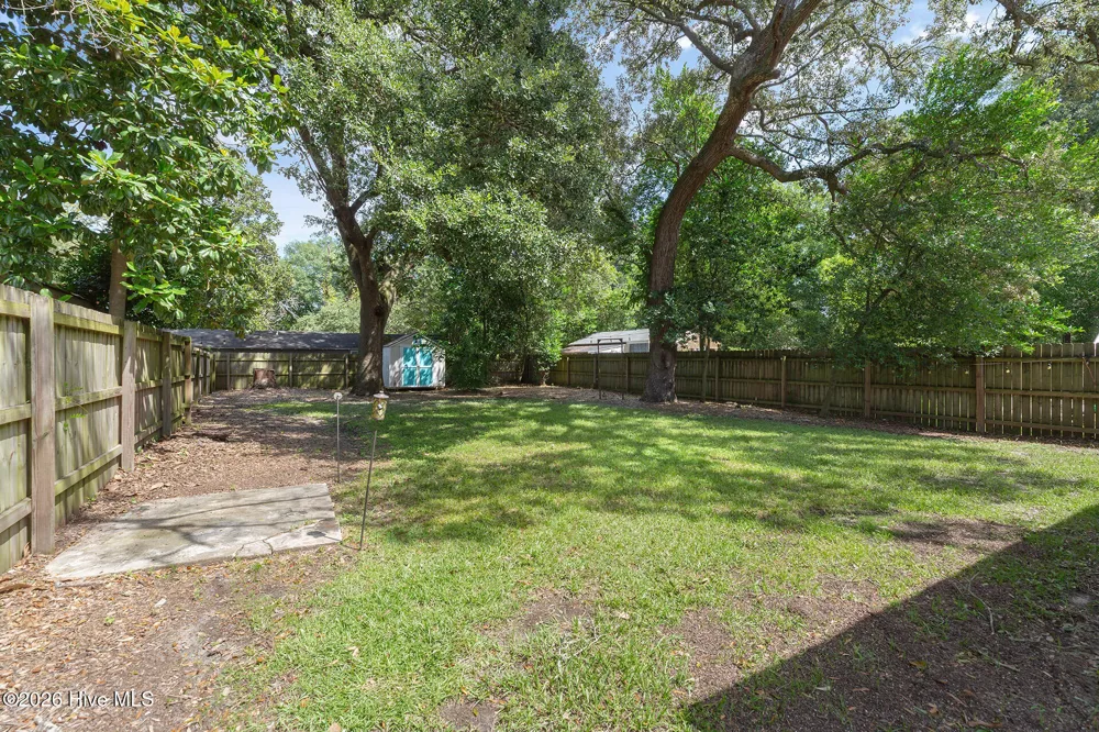 2017 Burnett Boulevard Wilmington, NC 28401