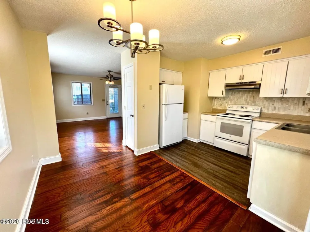 1305 Wellington Avenue Wilmington, NC 28401