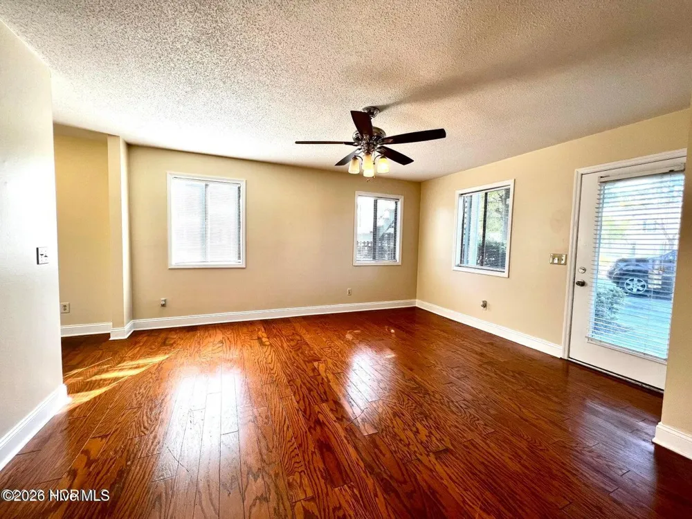 1305 Wellington Avenue Wilmington, NC 28401