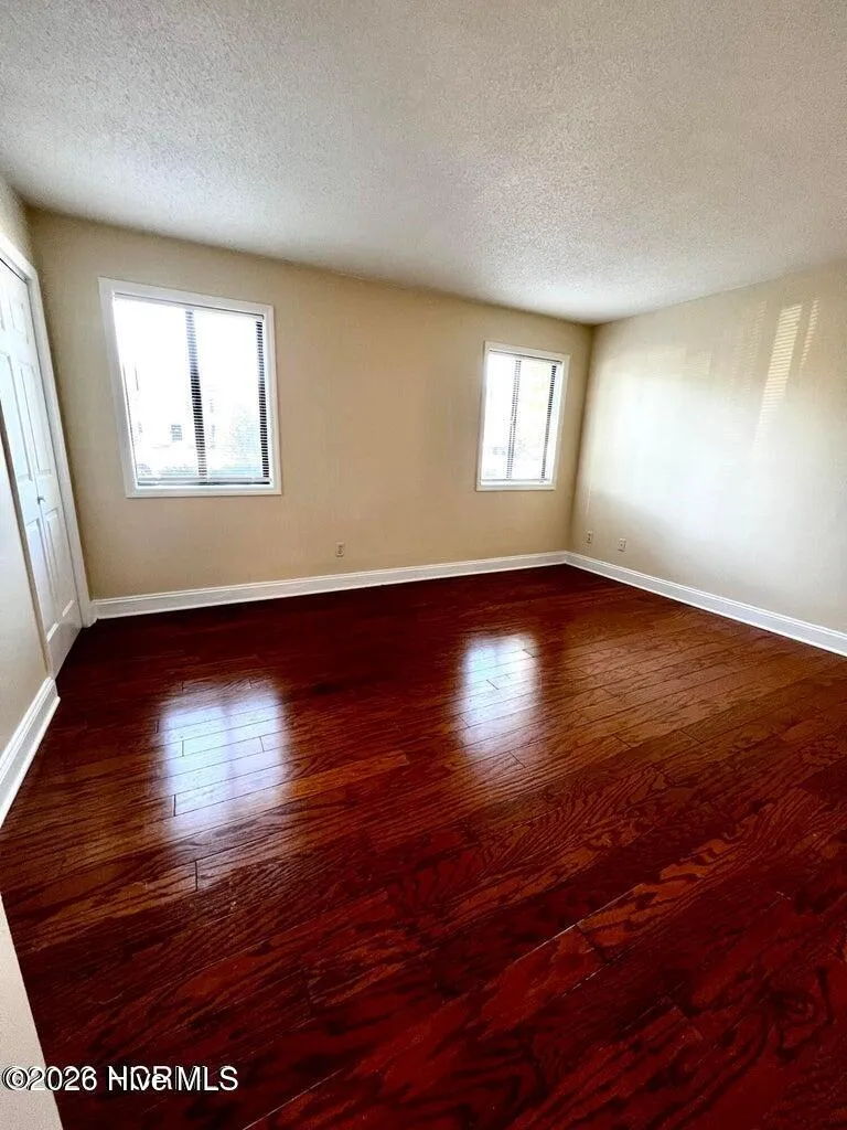 1305 Wellington Avenue Wilmington, NC 28401