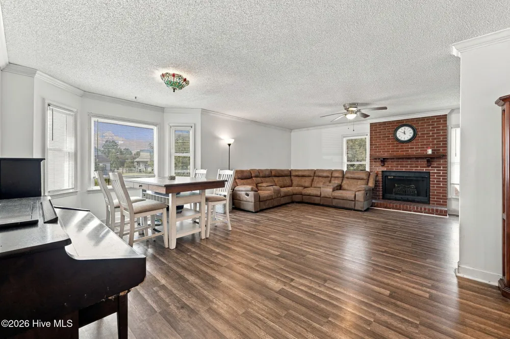 2146 Vale Court Winterville, NC 28590