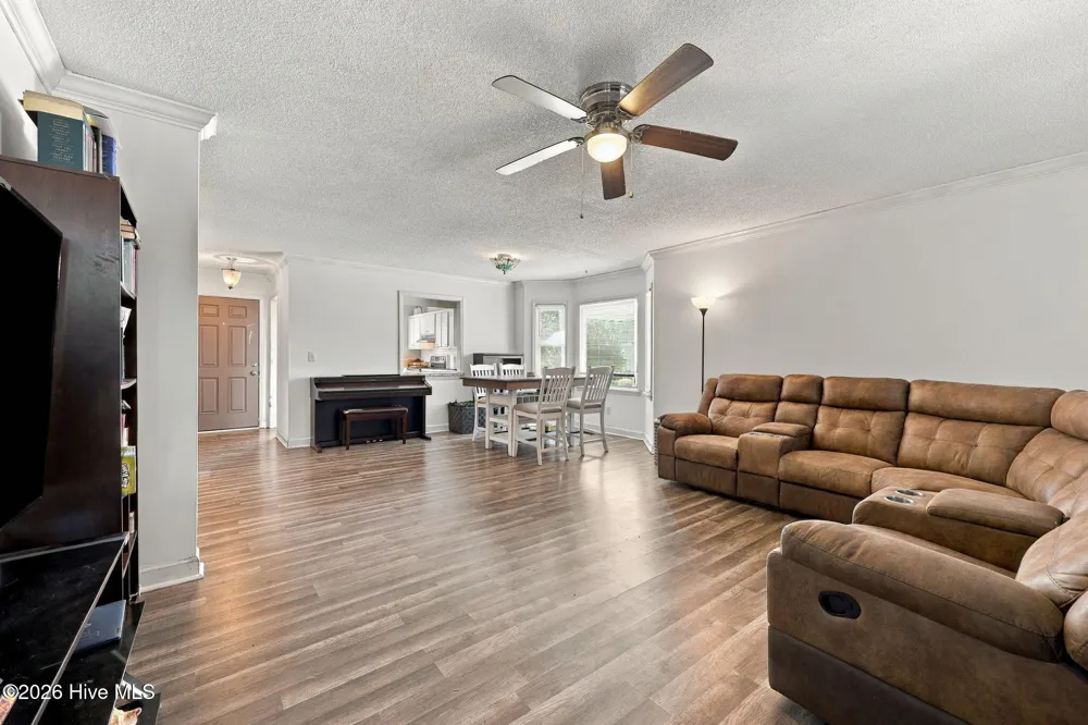 2146 Vale Court Winterville, NC 28590