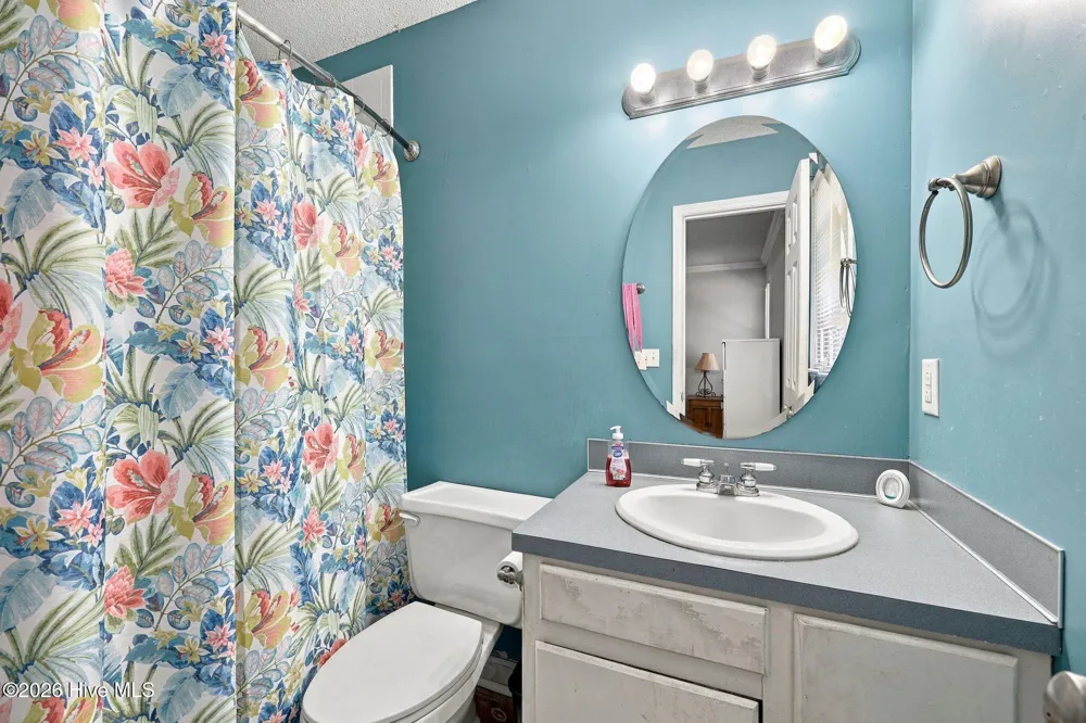 2146 Vale Court Winterville, NC 28590