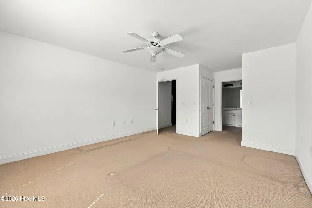 301 Sweetwater Cove Newport, NC 28570