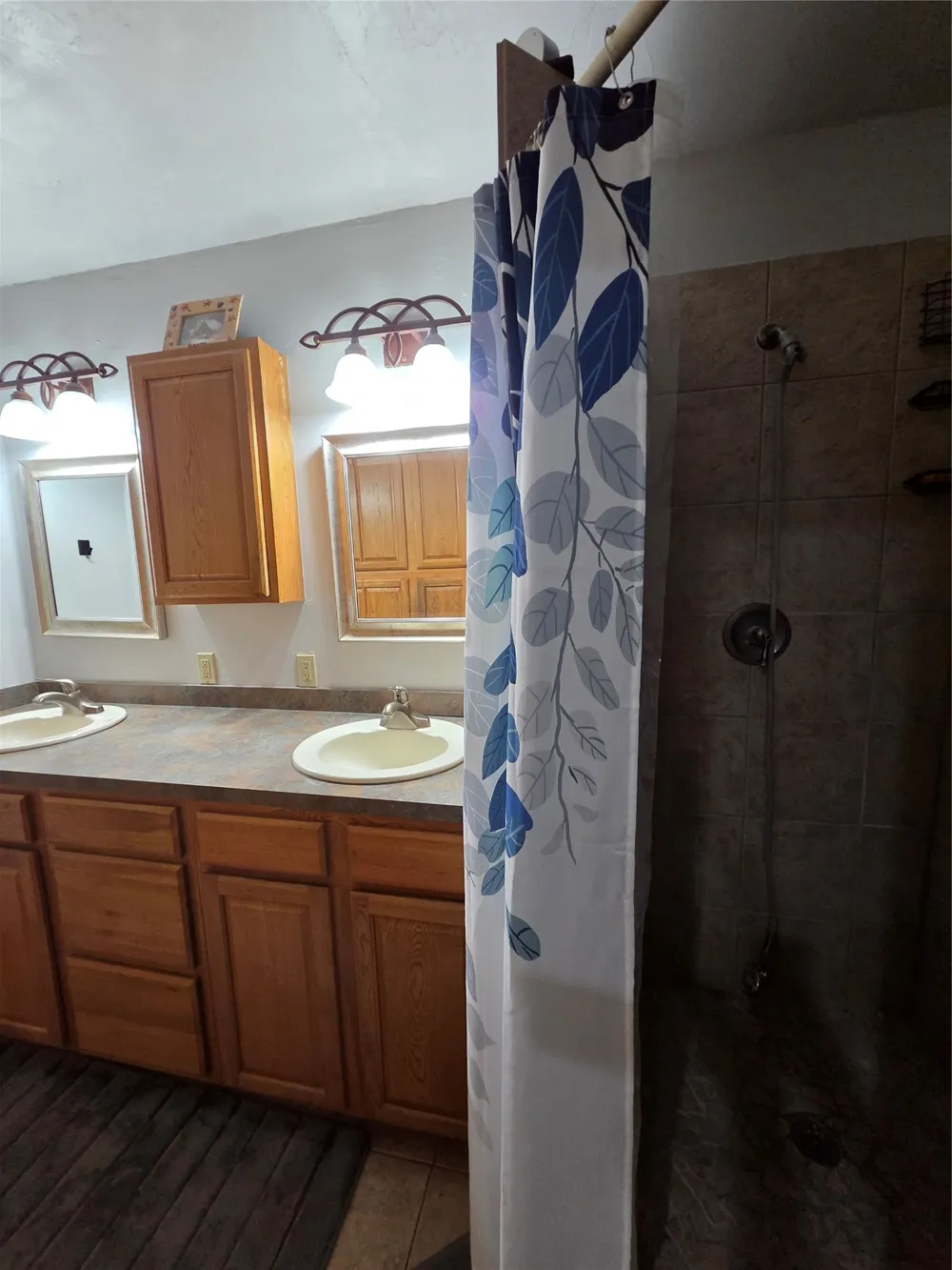 1917 11 STREET Ada, OK 74820