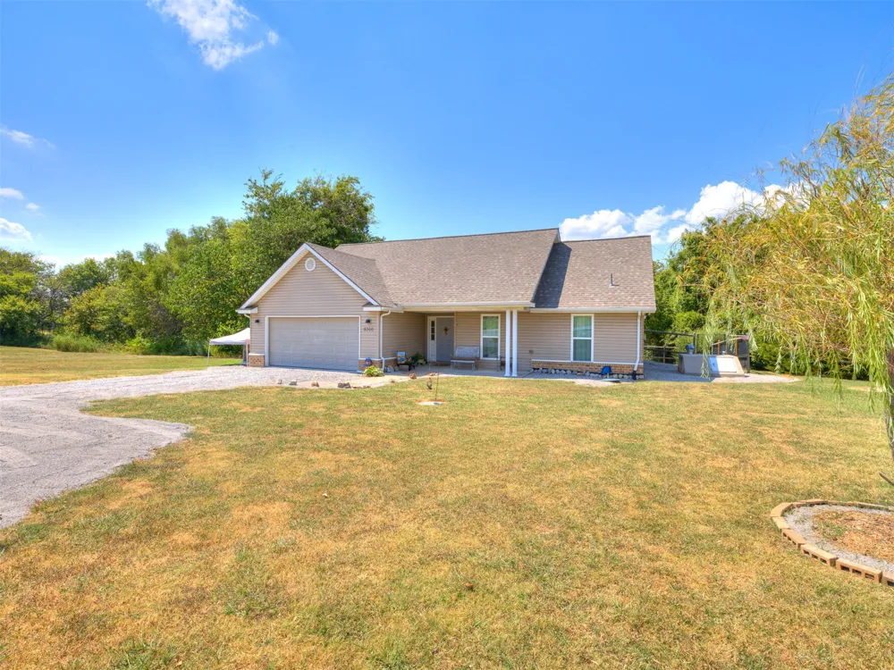 8300 S Lynn Lane Road Broken Arrow, OK 74012