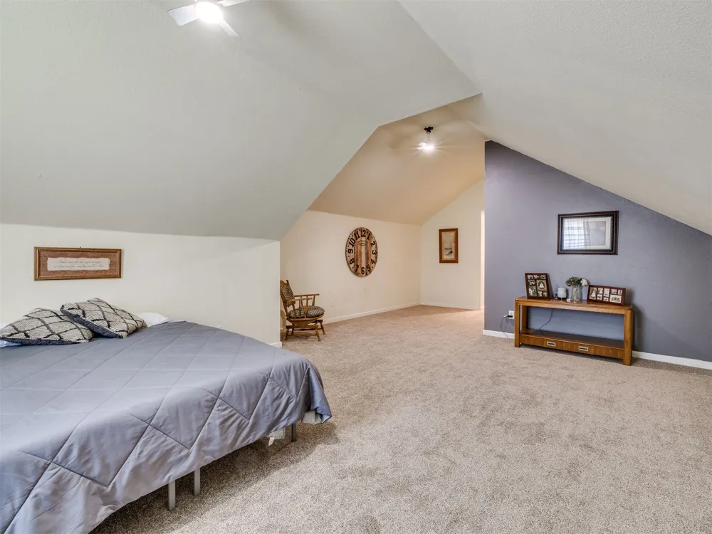 8300 S Lynn Lane Road Broken Arrow, OK 74012
