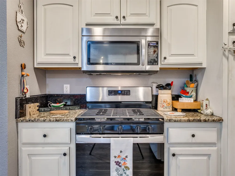 8300 S Lynn Lane Road Broken Arrow, OK 74012