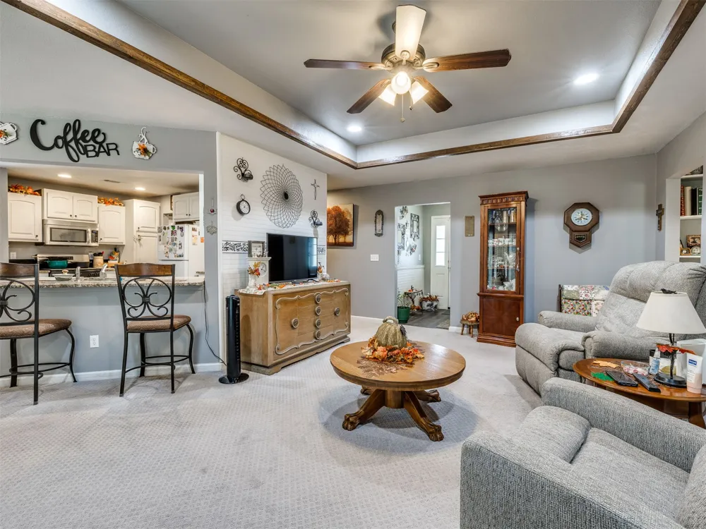 8300 S Lynn Lane Road Broken Arrow, OK 74012