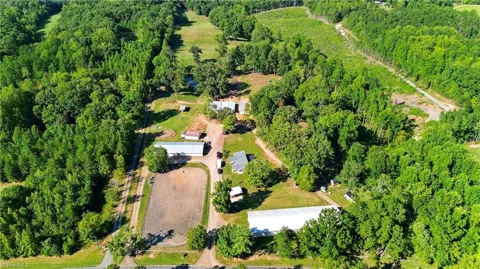 638 Pineville Road